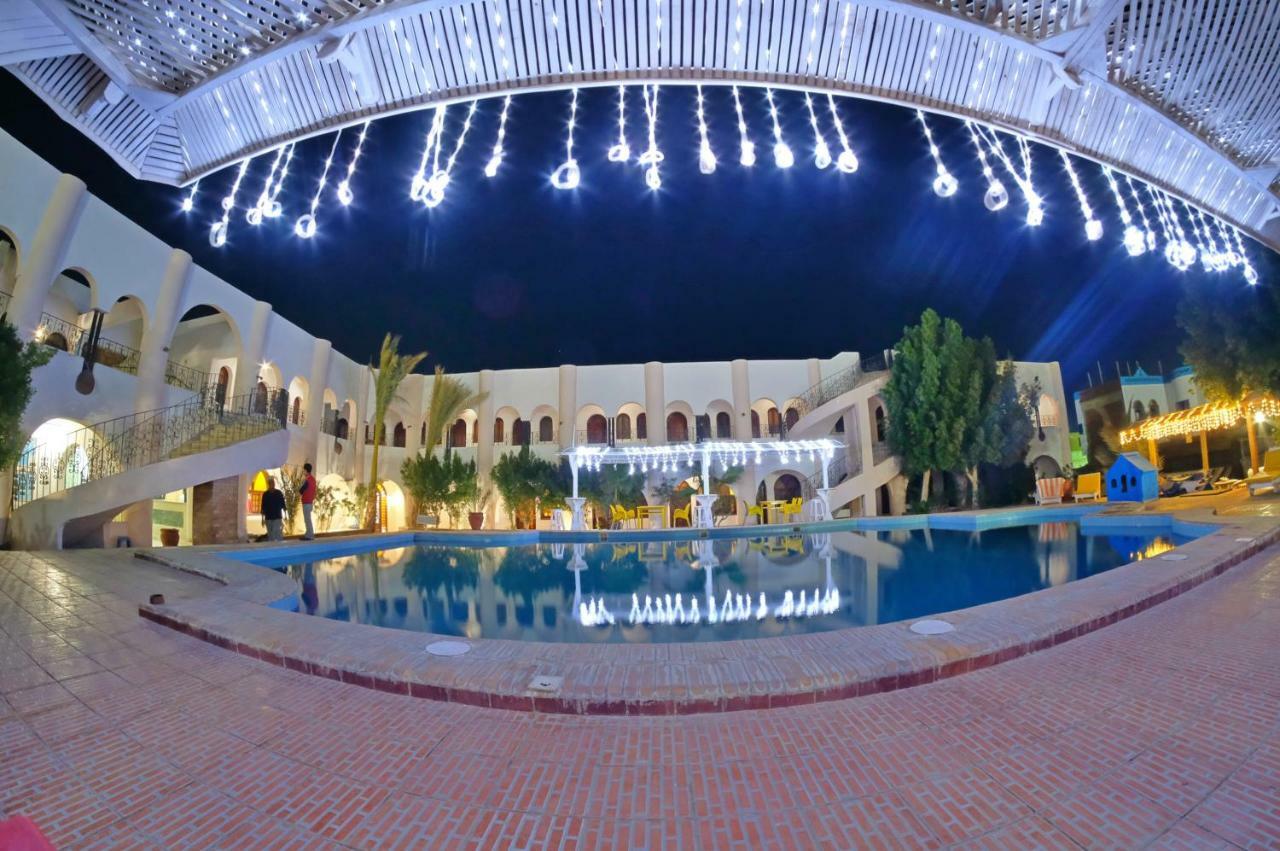Yassmina Hotel Дахаб Экстерьер фото